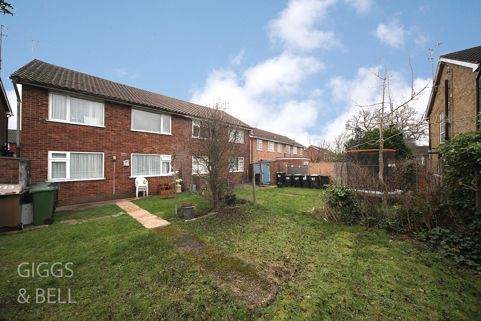 2 bed maisonette for sale in Birchen Grove, Bedfordshire  - Property Image 10