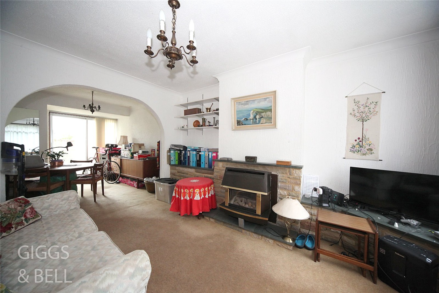 2 bed semi-detached bungalow for sale in Stopsley Way  - Property Image 3
