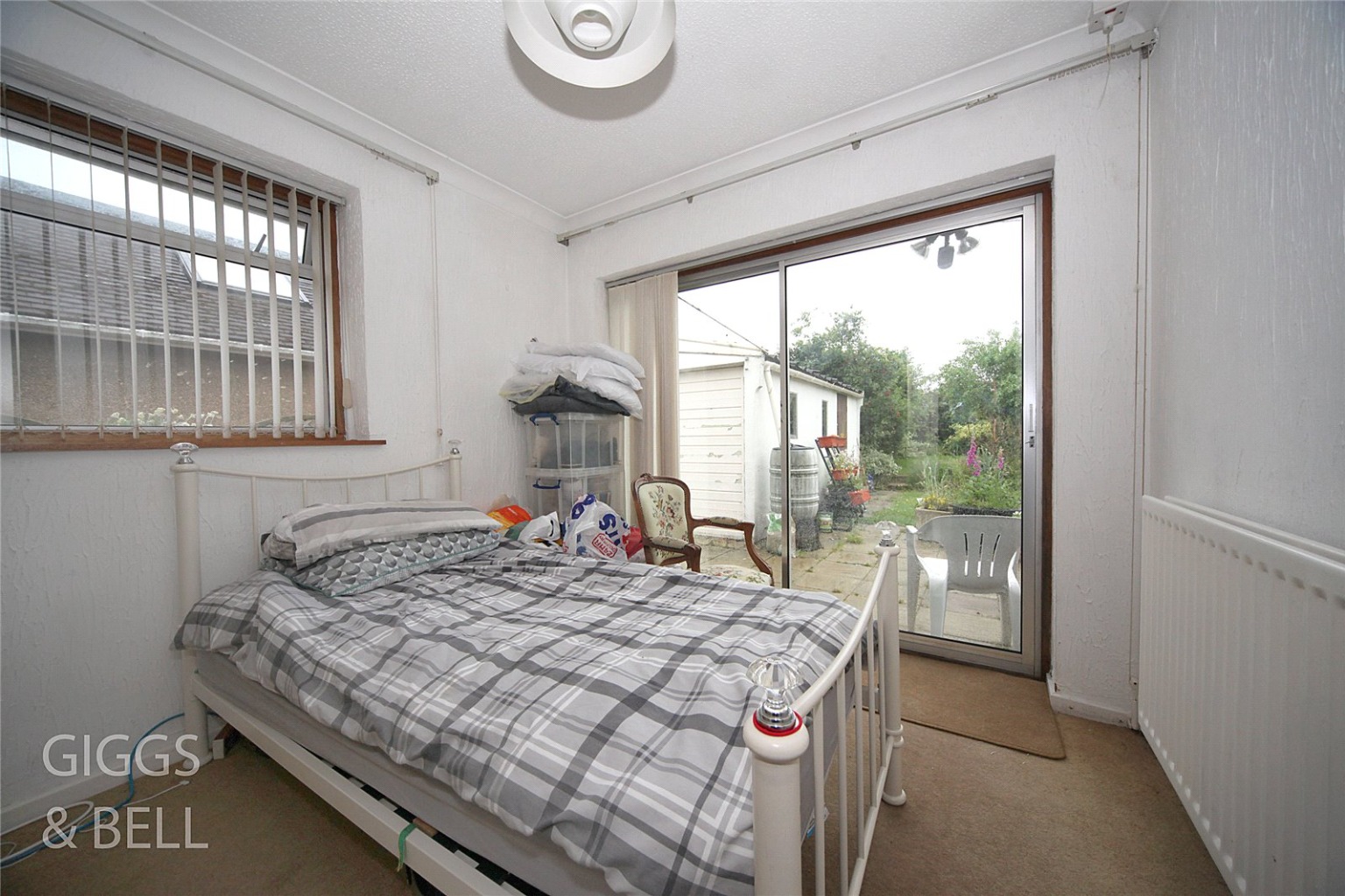 2 bed semi-detached bungalow for sale in Stopsley Way 6