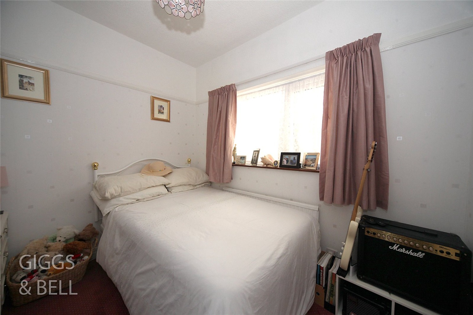 3 bed semi-detached bungalow for sale in Stanford Road, Luton  - Property Image 9