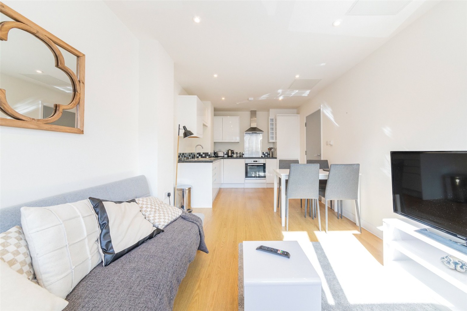 1 bed flat for sale in Napier Road 3
