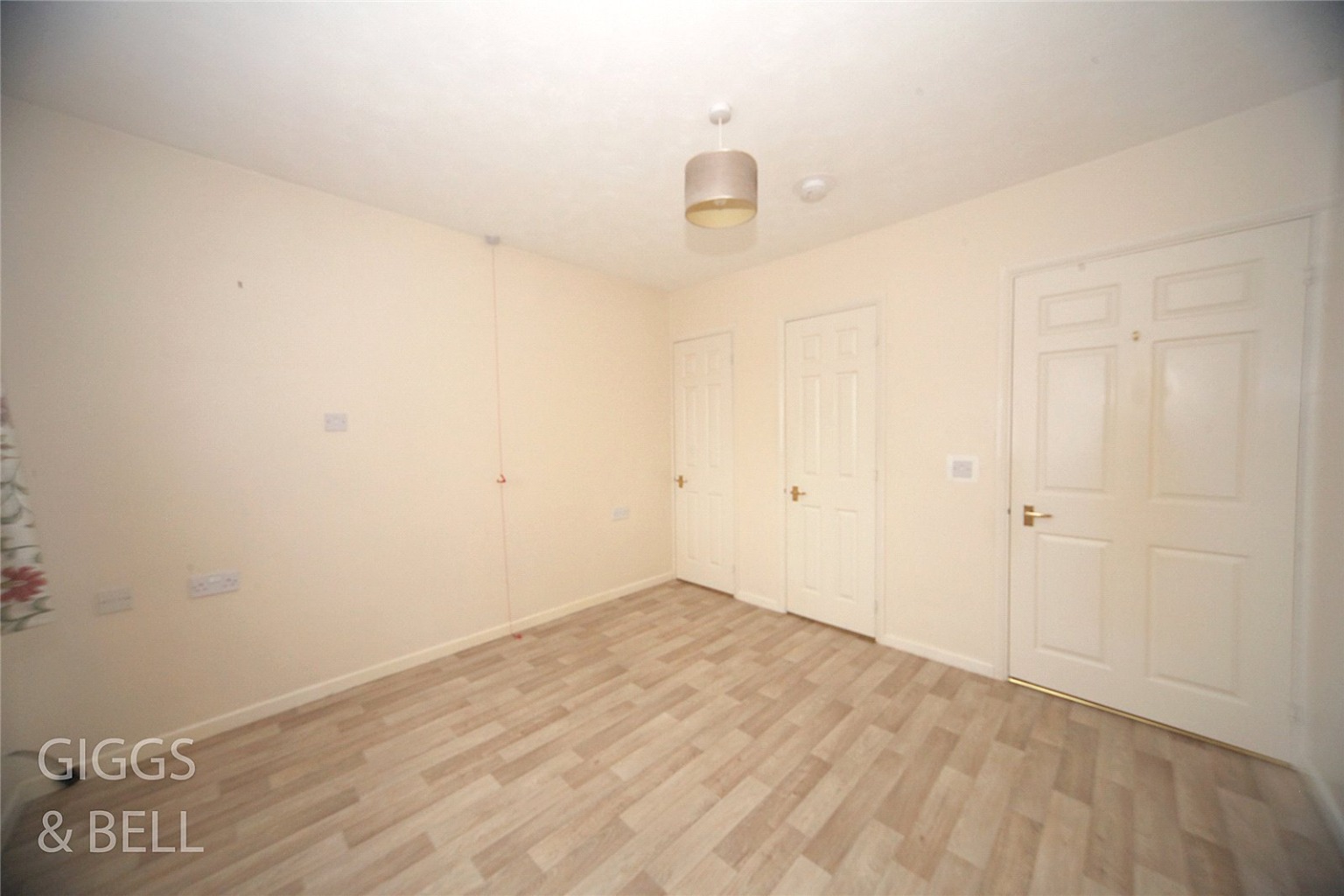 2 bed semi-detached bungalow for sale in Edgcott Close 8
