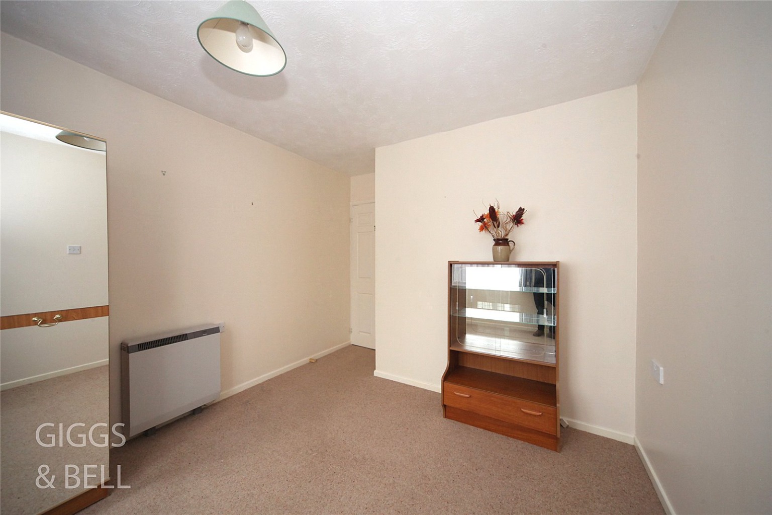 2 bed semi-detached bungalow for sale in Edgcott Close  - Property Image 8