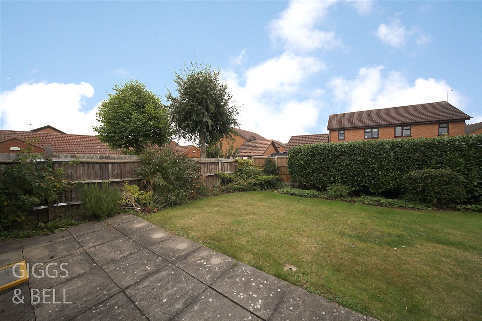 2 bed semi-detached bungalow for sale in Edgcott Close  - Property Image 13