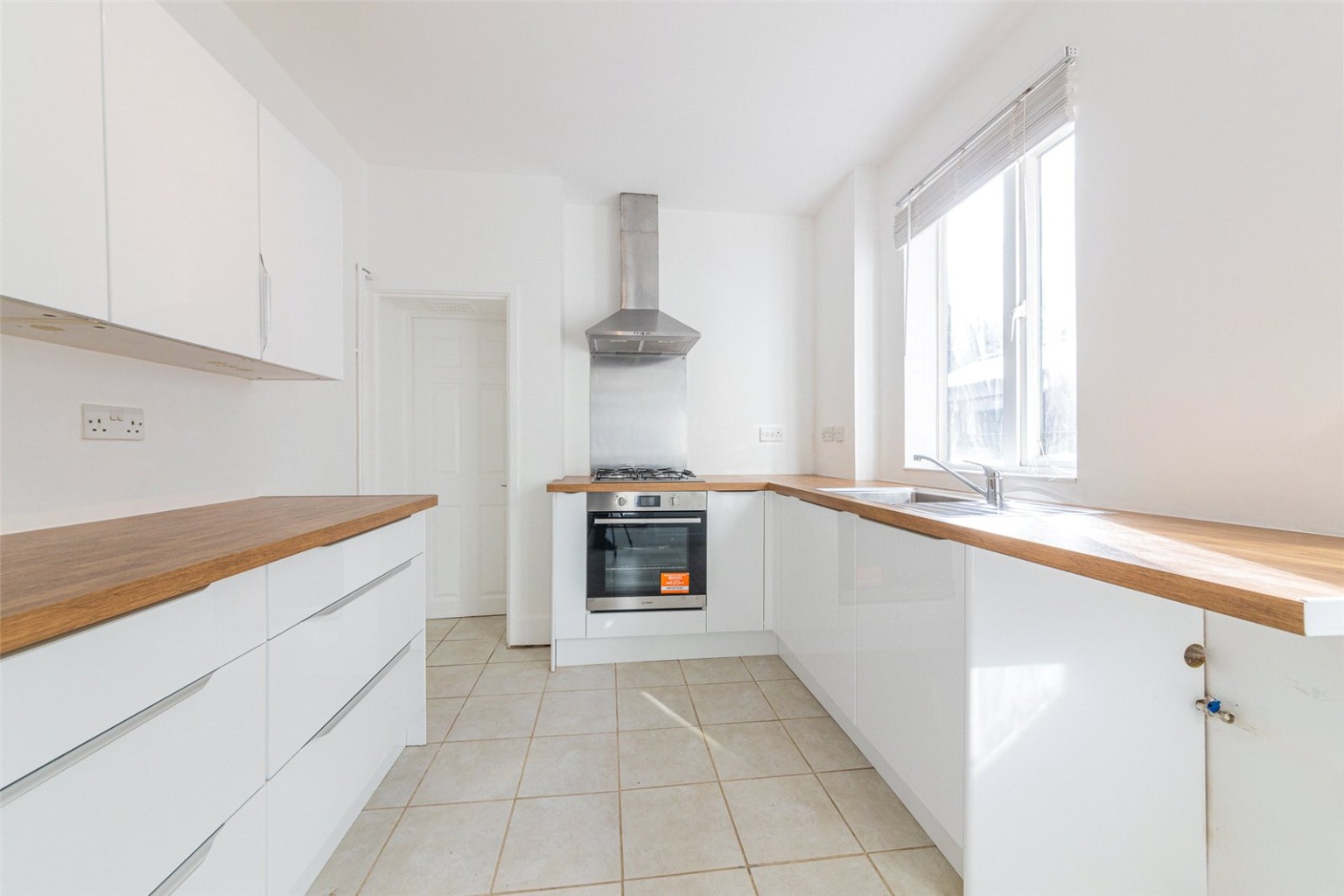 3 bed terraced house for sale in Talbot Road 5