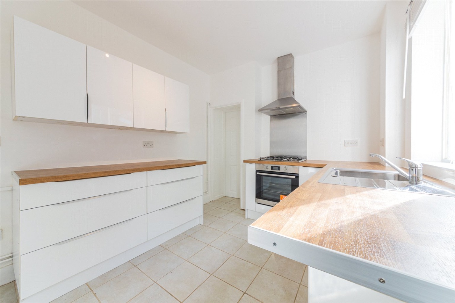 3 bed terraced house for sale in Talbot Road 4