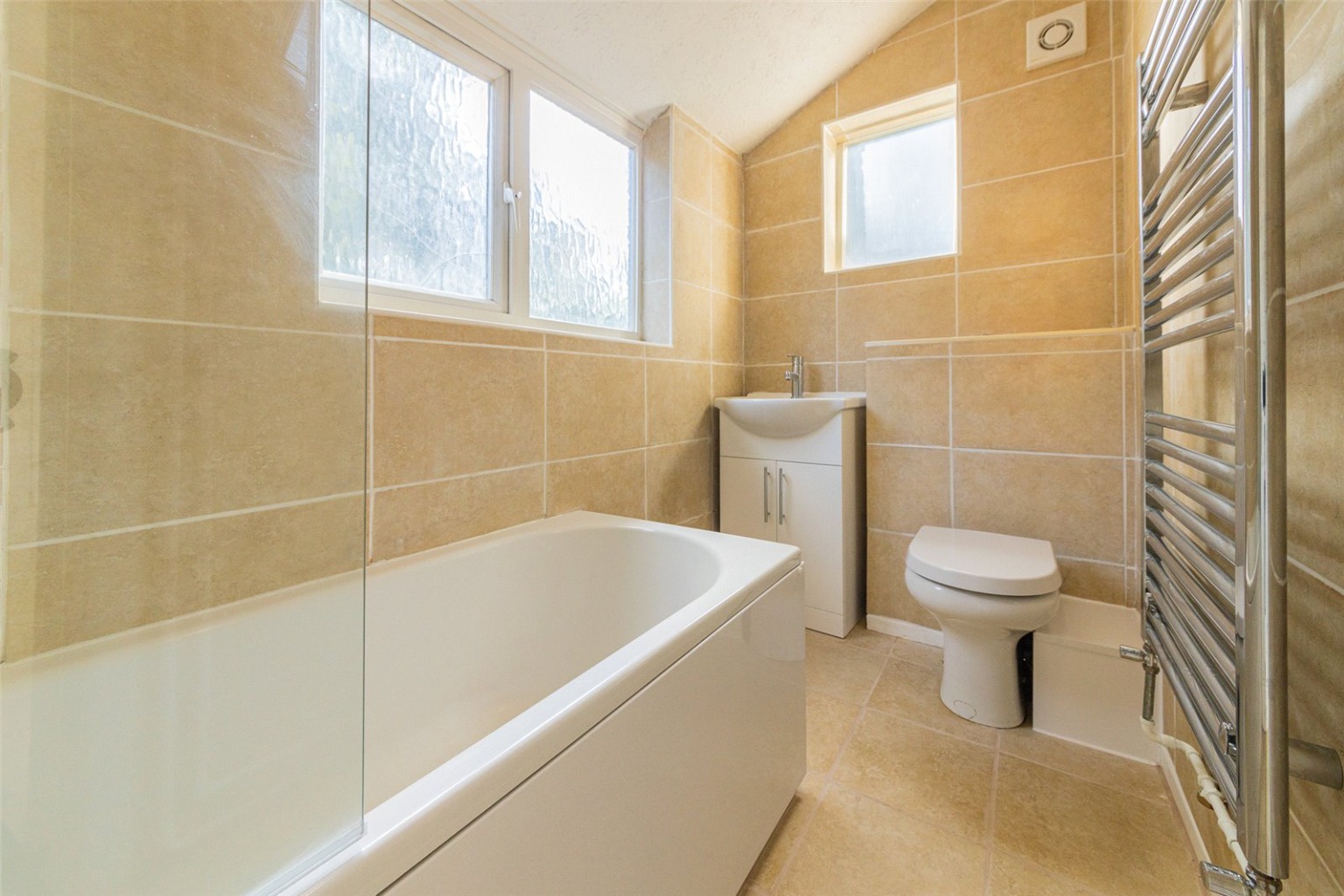3 bed terraced house for sale in Talbot Road  - Property Image 10