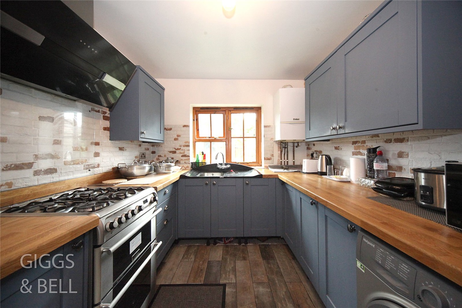 4 bed semi-detached house for sale in Tenby Drive, Luton 5