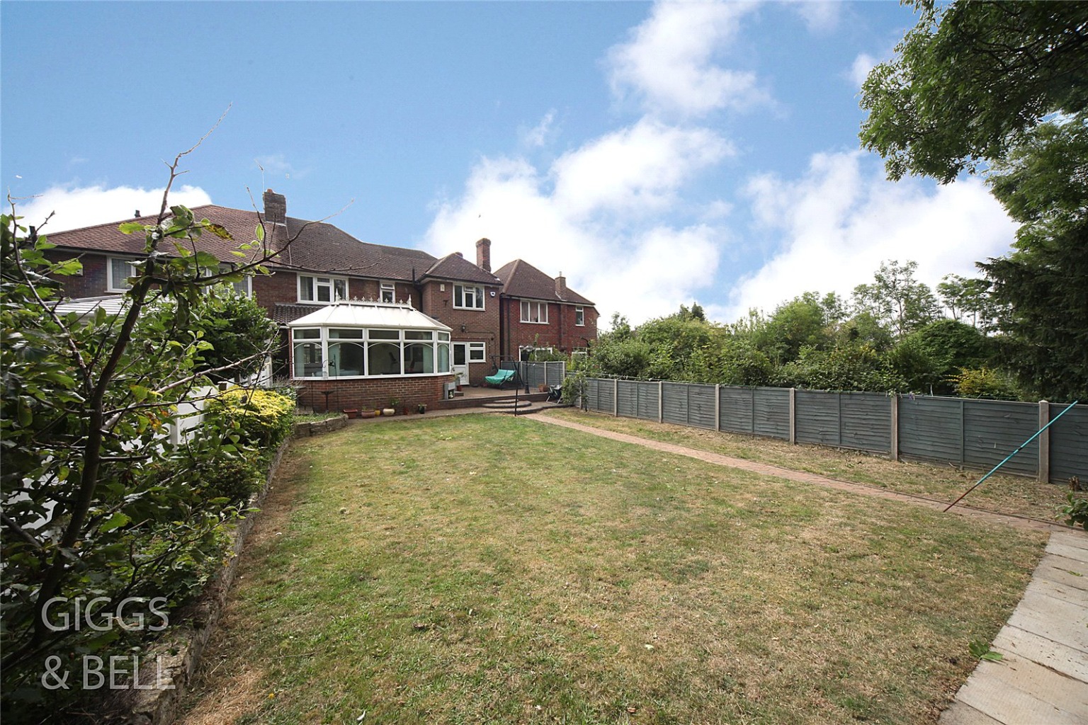 4 bed semi-detached house for sale in Knoll Rise  - Property Image 18