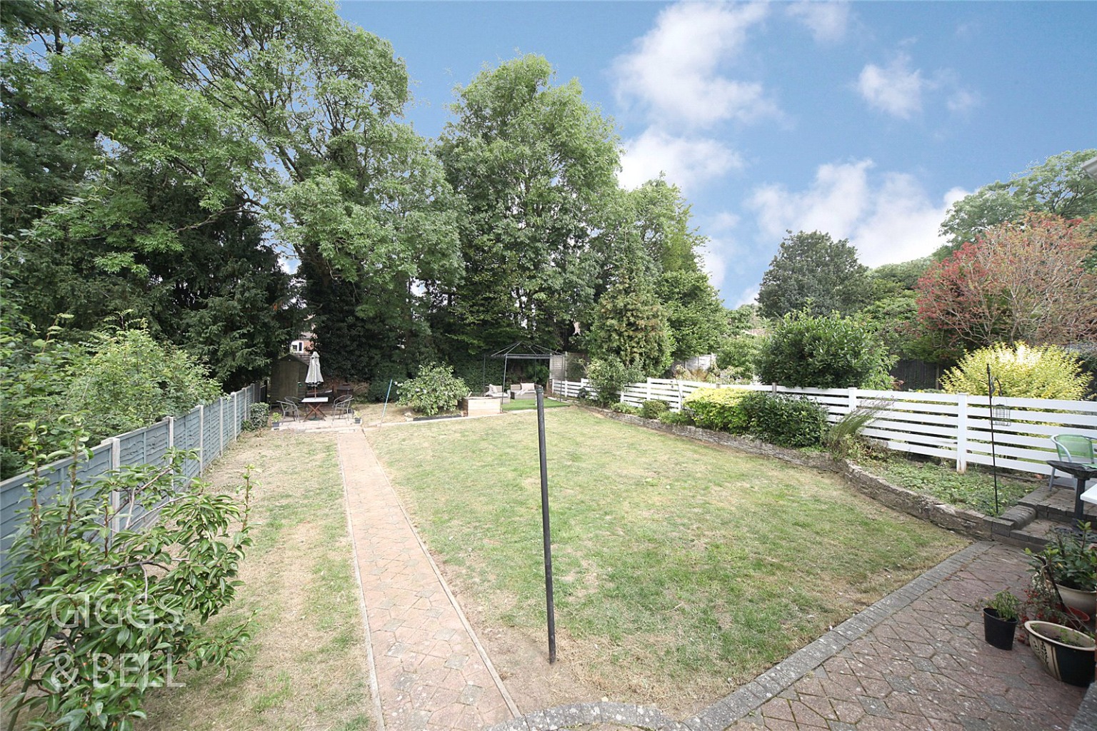 4 bed semi-detached house for sale in Knoll Rise  - Property Image 20