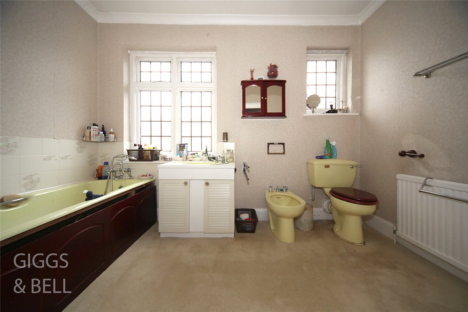 5 bed detached house for sale in New Bedford Road  - Property Image 12