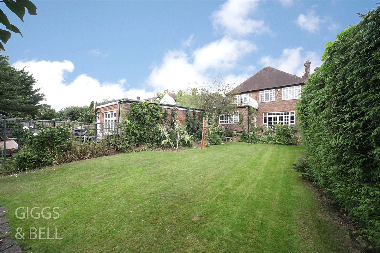 5 bed detached house for sale in New Bedford Road  - Property Image 14