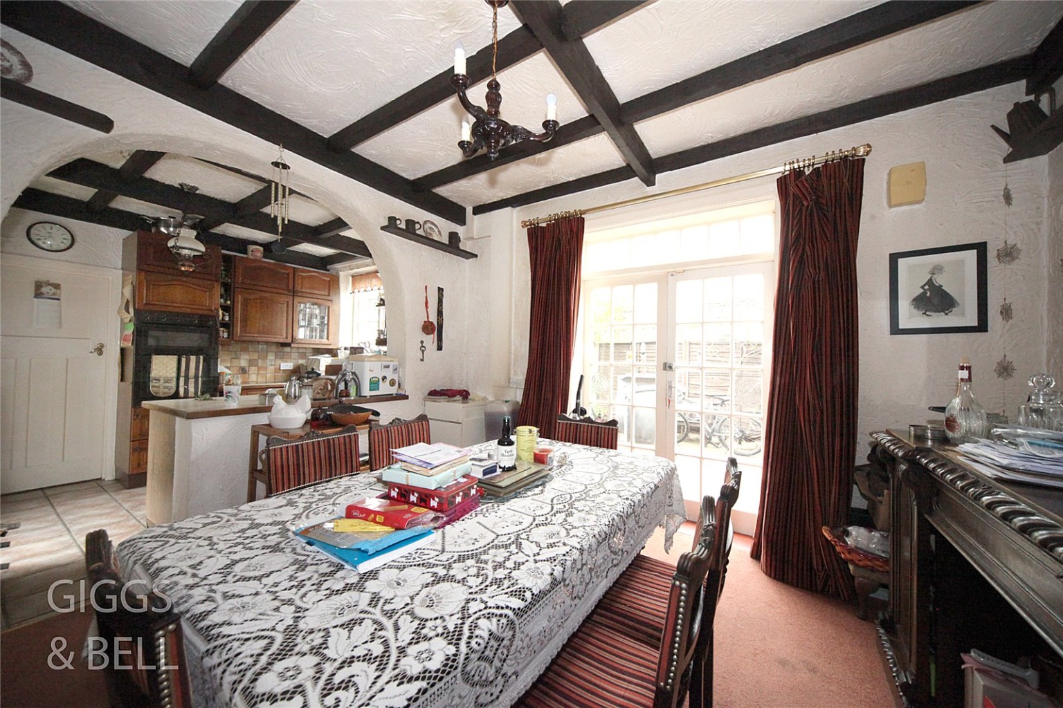 5 bed detached house for sale in New Bedford Road  - Property Image 7