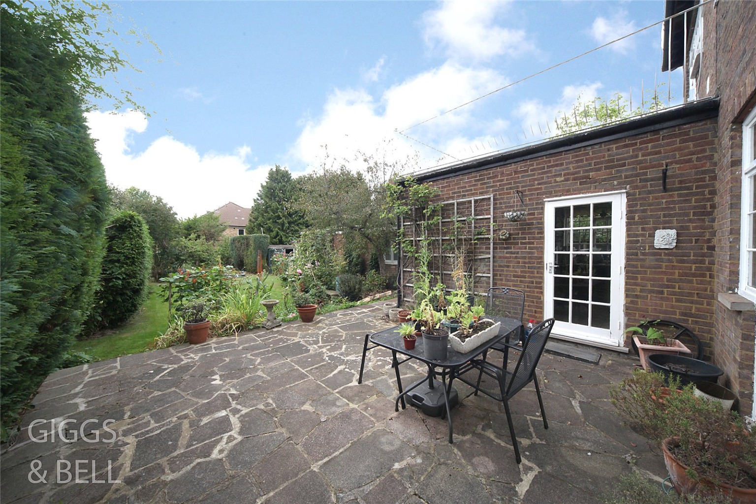 5 bed detached house for sale in New Bedford Road 16