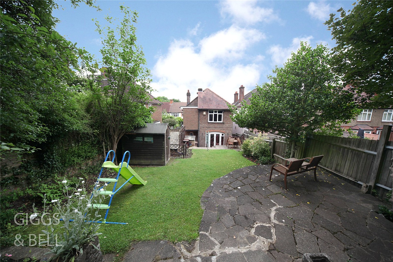 3 bed detached house for sale in Wardown Crescent  - Property Image 23