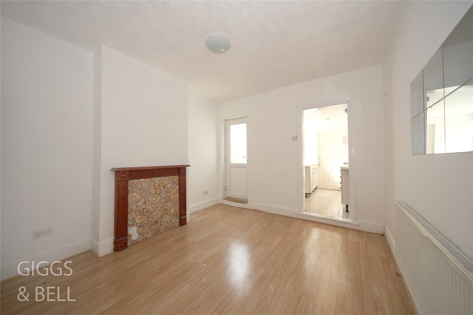 2 bed terraced house for sale in St Peters Road  - Property Image 5
