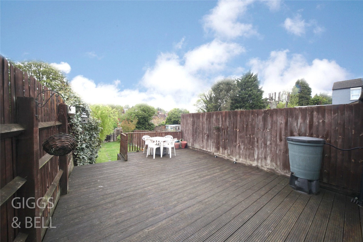 3 bed terraced house for sale in High Town Road 13