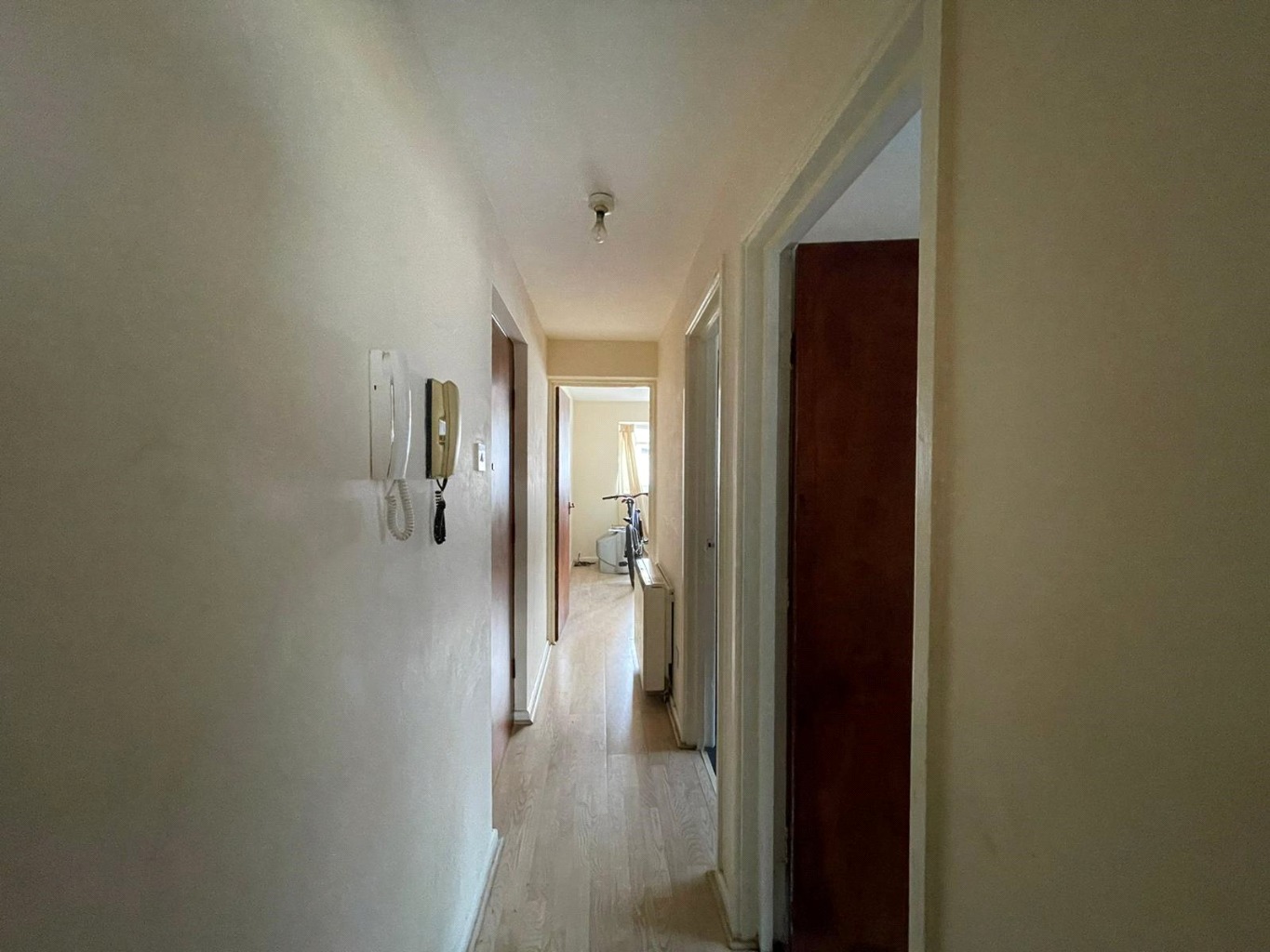 1 bed flat for sale in Cardigan Street, Bedfordshire  - Property Image 5