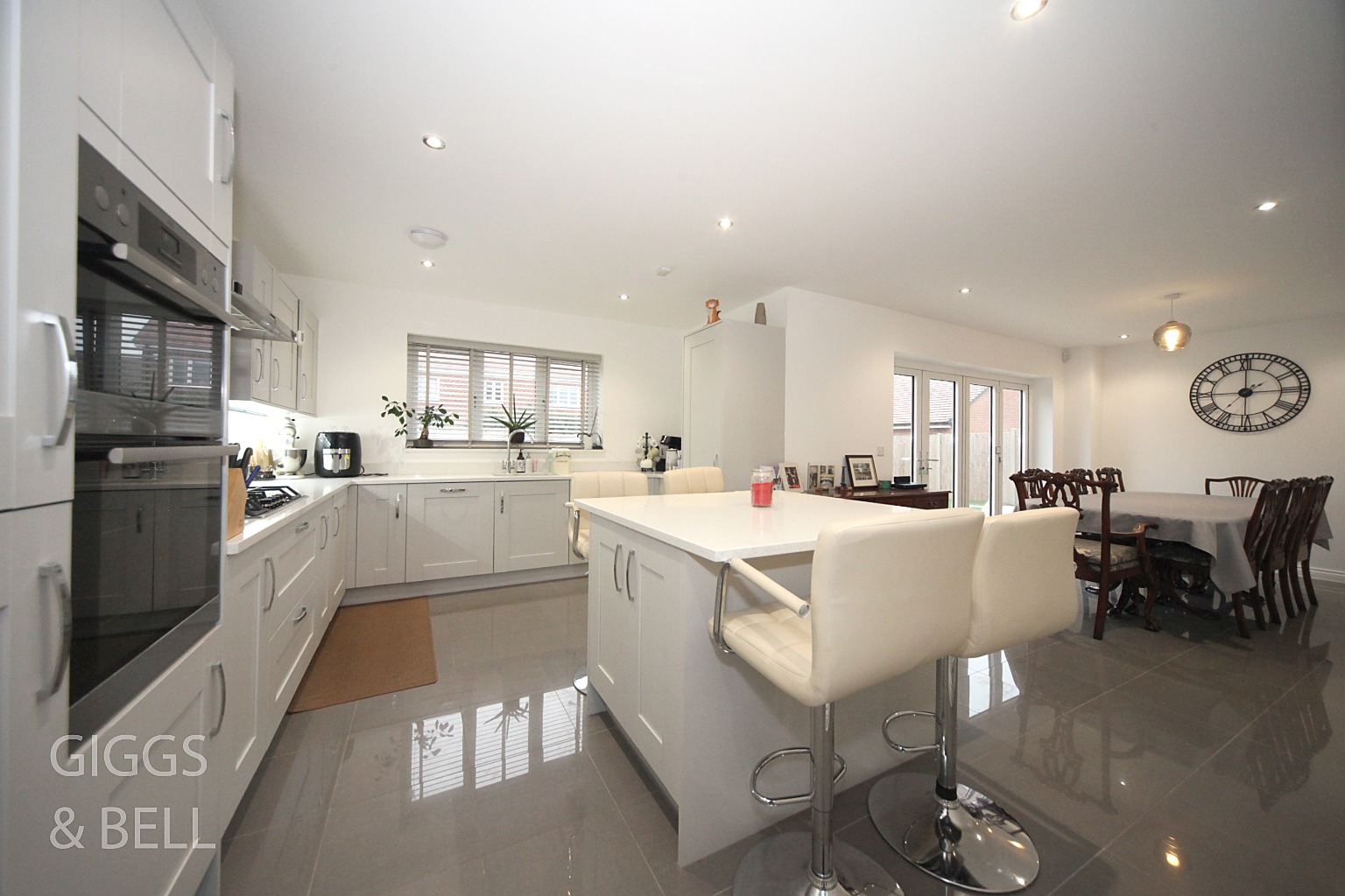 5 bed detached house for sale in Ryder Way, Bedford  - Property Image 6