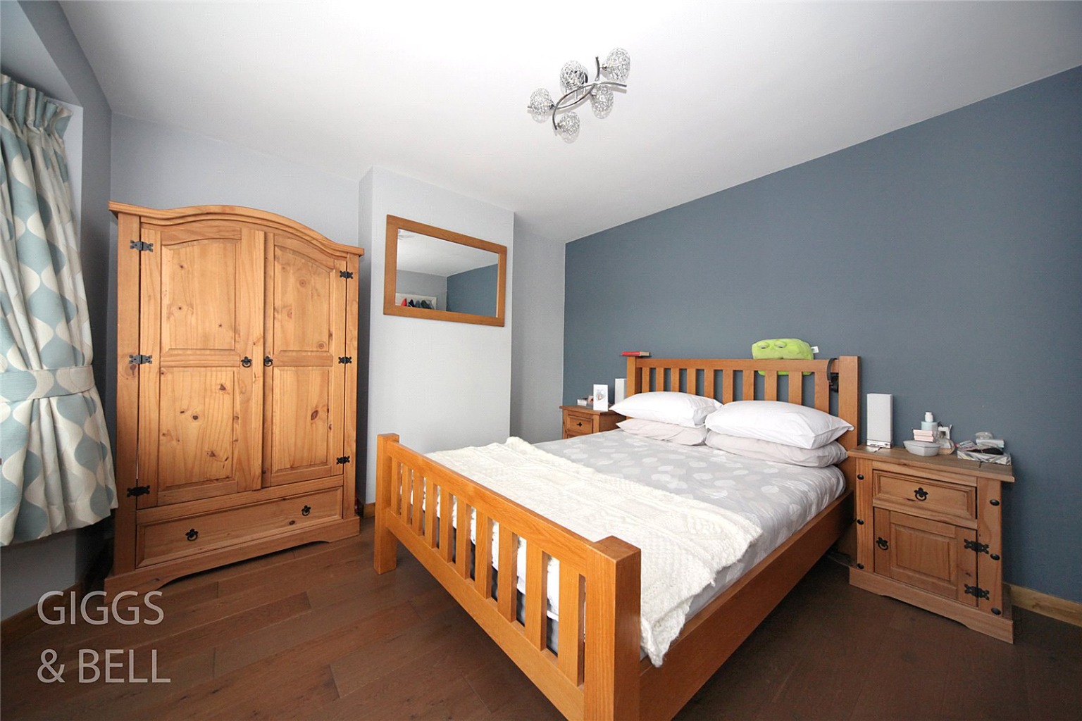 3 bed semi-detached house for sale in Ashcroft Road, Luton  - Property Image 11