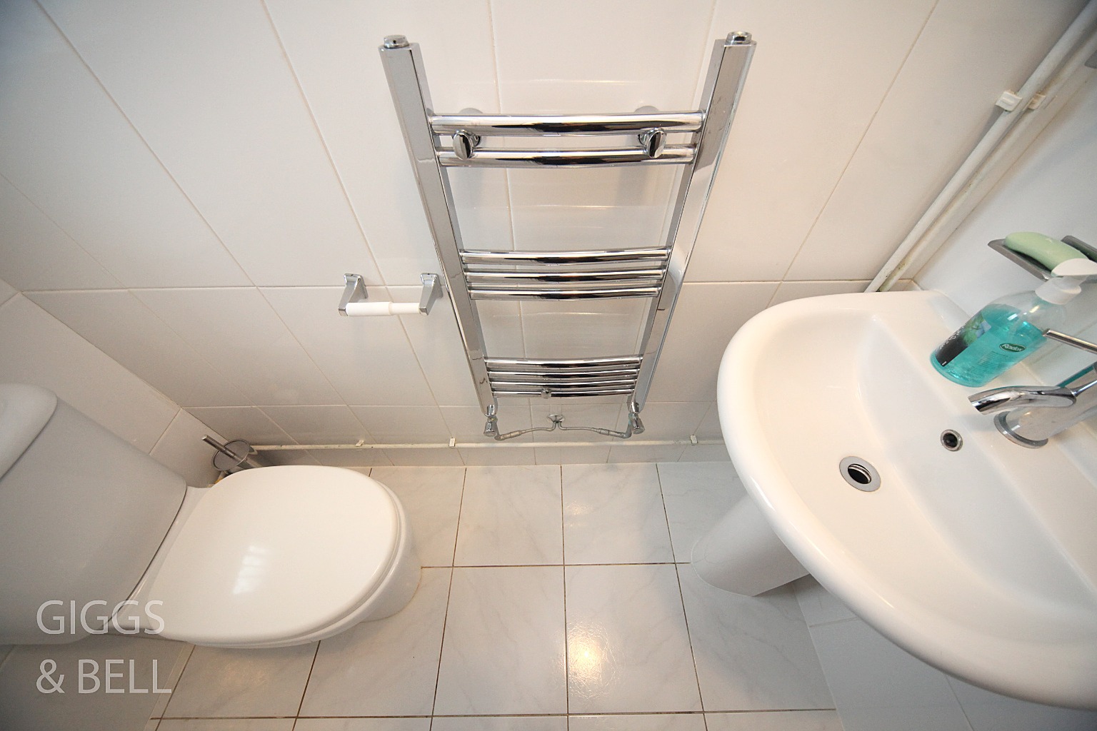 4 bed semi-detached house for sale in Launton Close, Luton  - Property Image 17