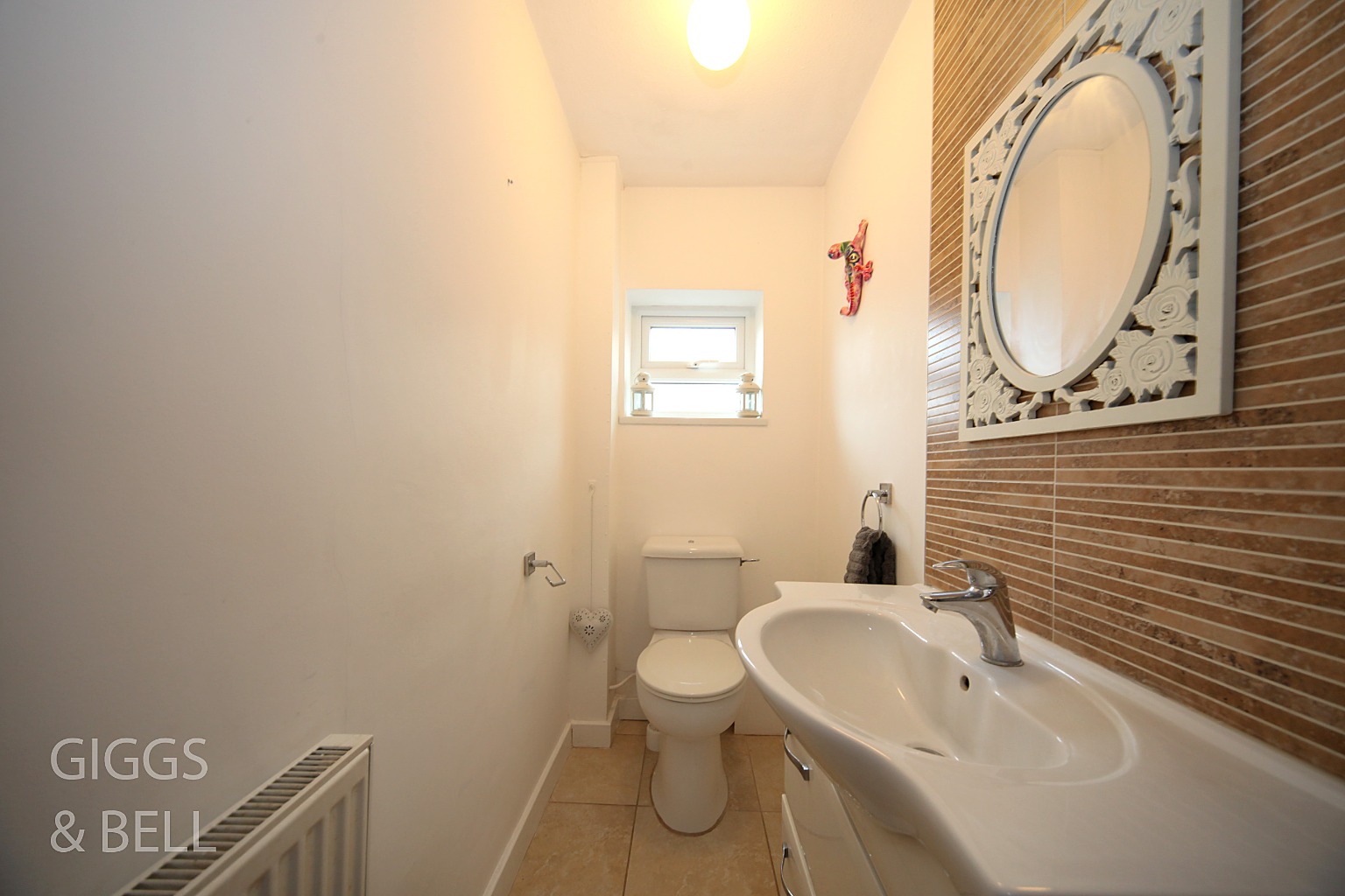 3 bed detached house for sale in Wendover Way, Luton  - Property Image 11
