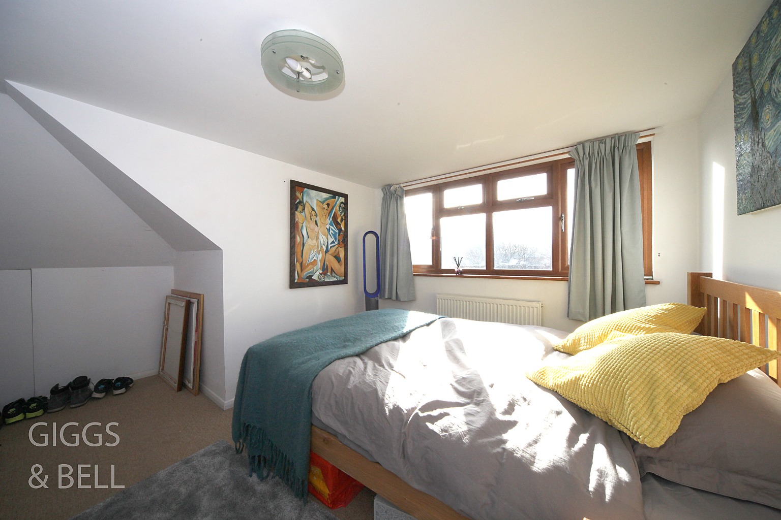 4 bed semi-detached house for sale in Bushmead Road 14