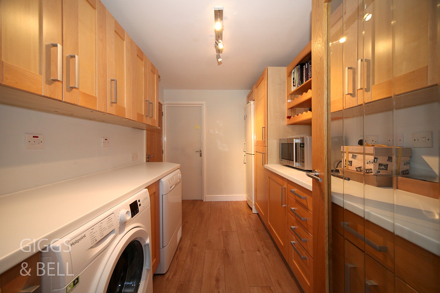 4 bed detached house for sale in Felstead Way, Luton 13