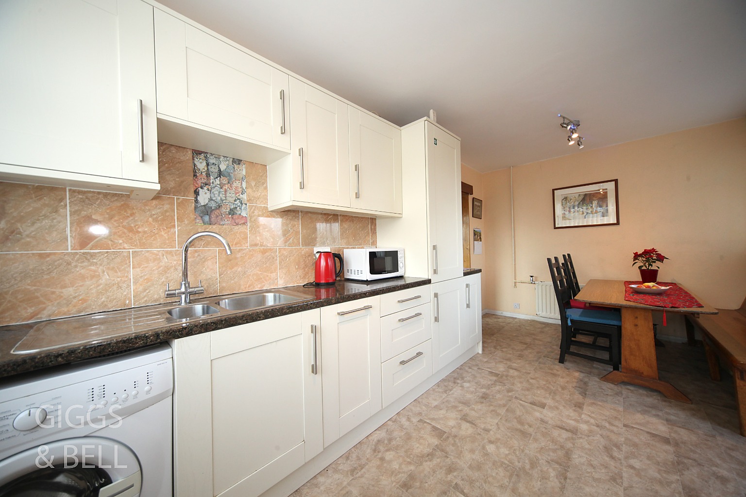 3 bed semi-detached house for sale in Stoneygate Road, Luton 7