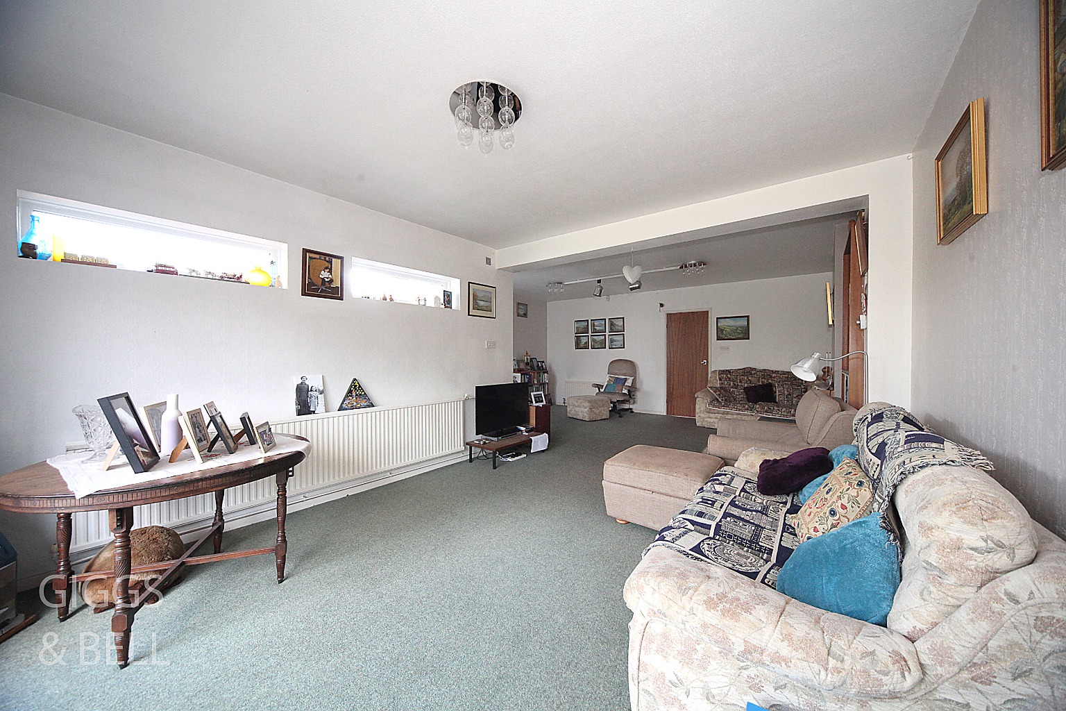 3 bed semi-detached house for sale in Stoneygate Road, Luton 4