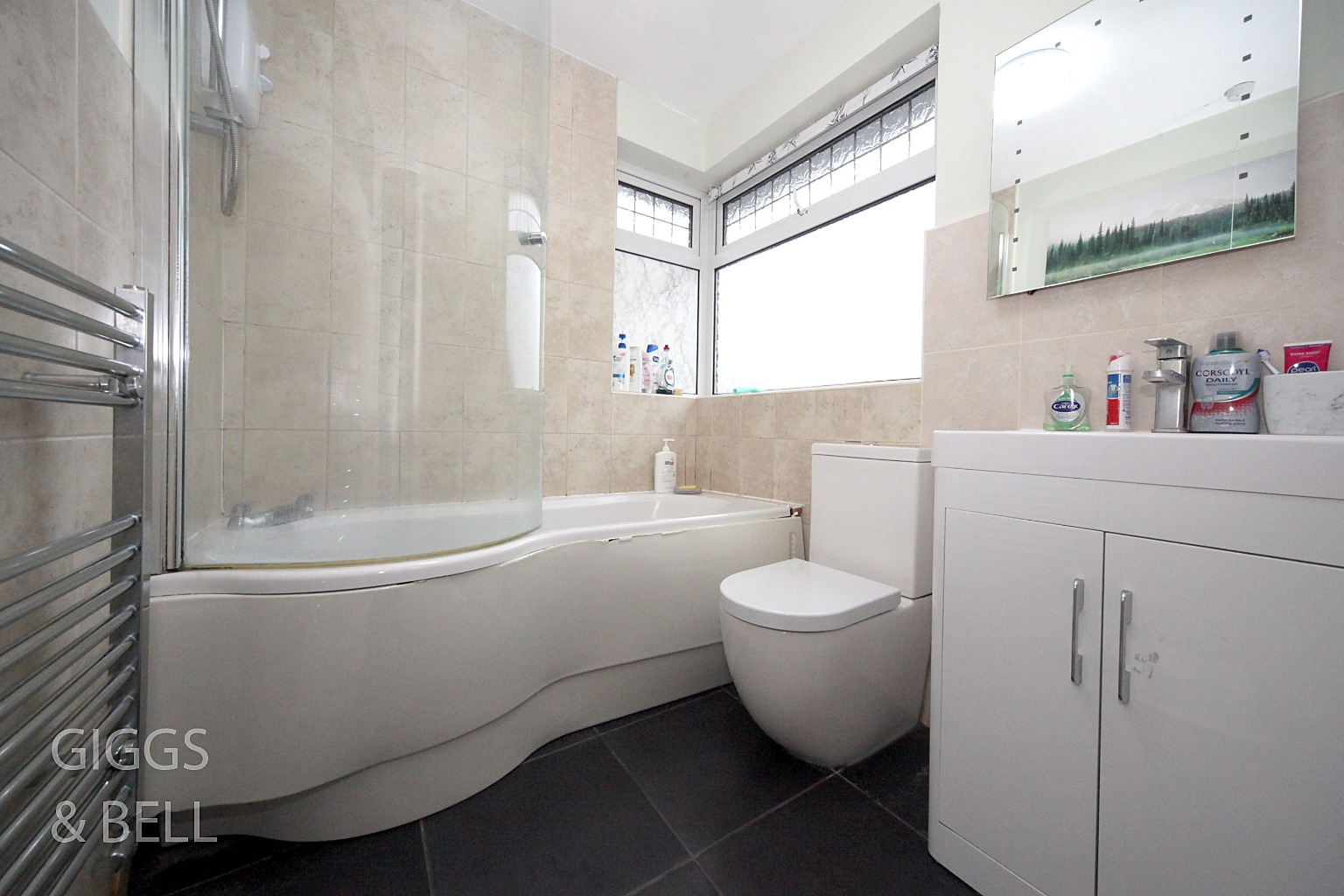 3 bed semi-detached house for sale in Felstead Close, Luton  - Property Image 16