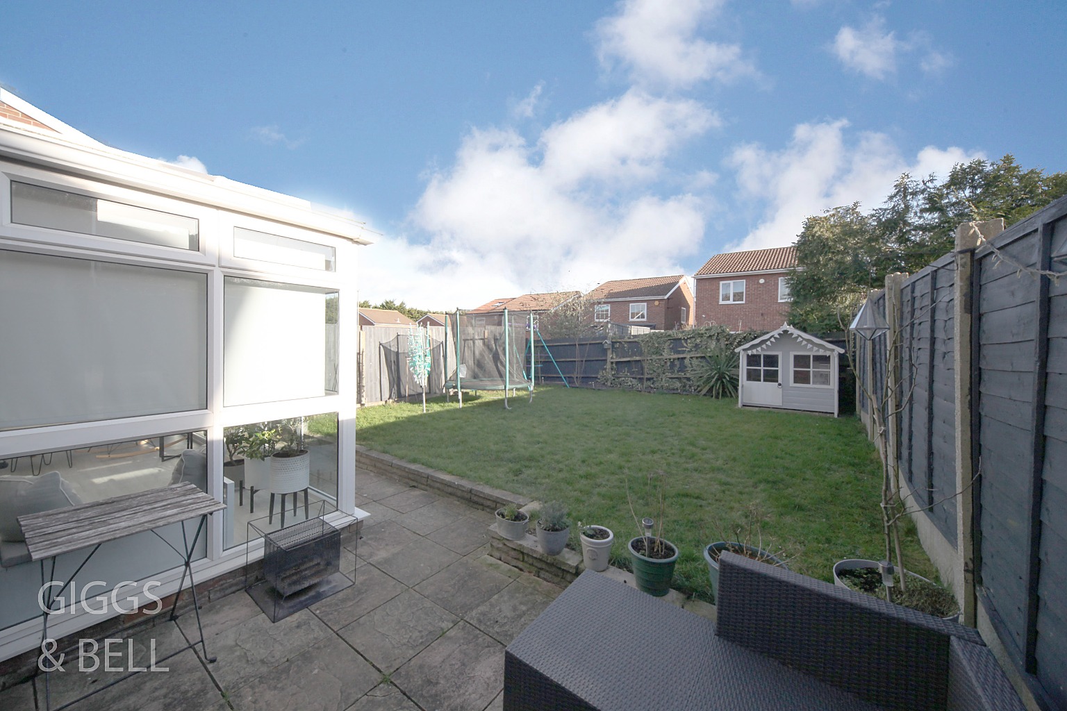 3 bed link detached house for sale in Raynham Way, Luton 15