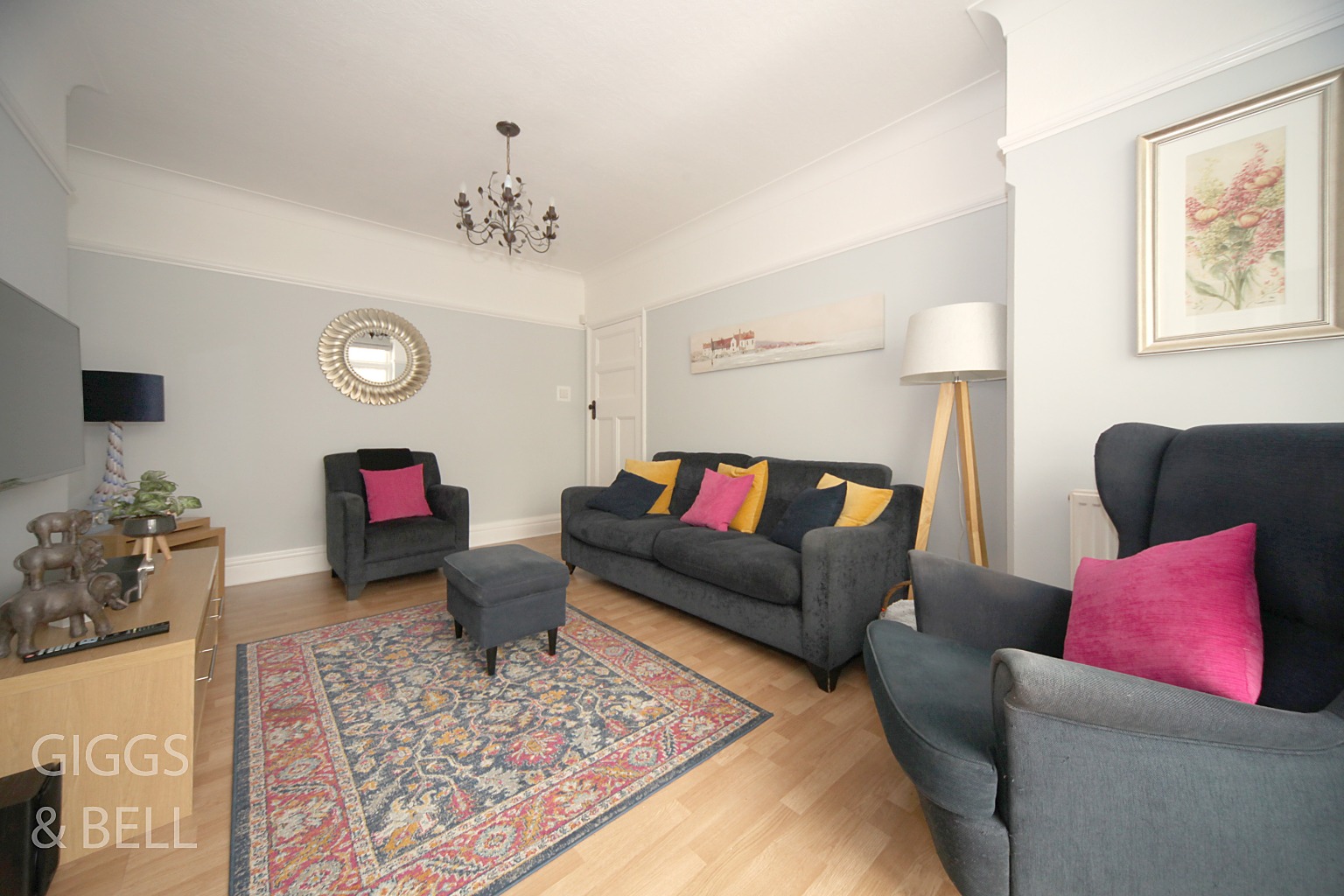 3 bed semi-detached house for sale in Cutenhoe Road, Luton 10