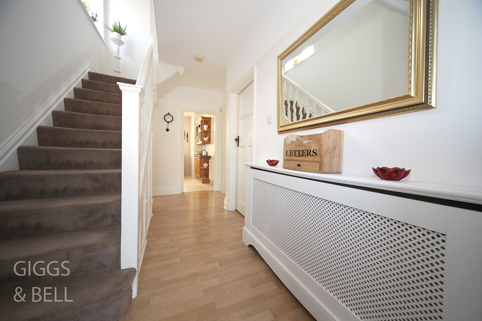 3 bed semi-detached house for sale in Cutenhoe Road, Luton 2