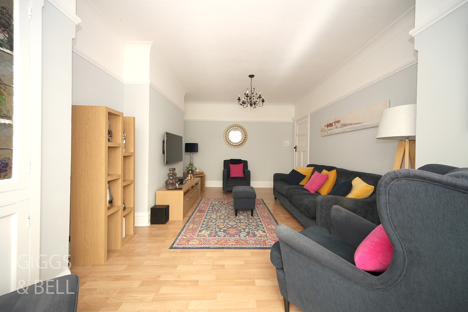 3 bed semi-detached house for sale in Cutenhoe Road, Luton  - Property Image 10