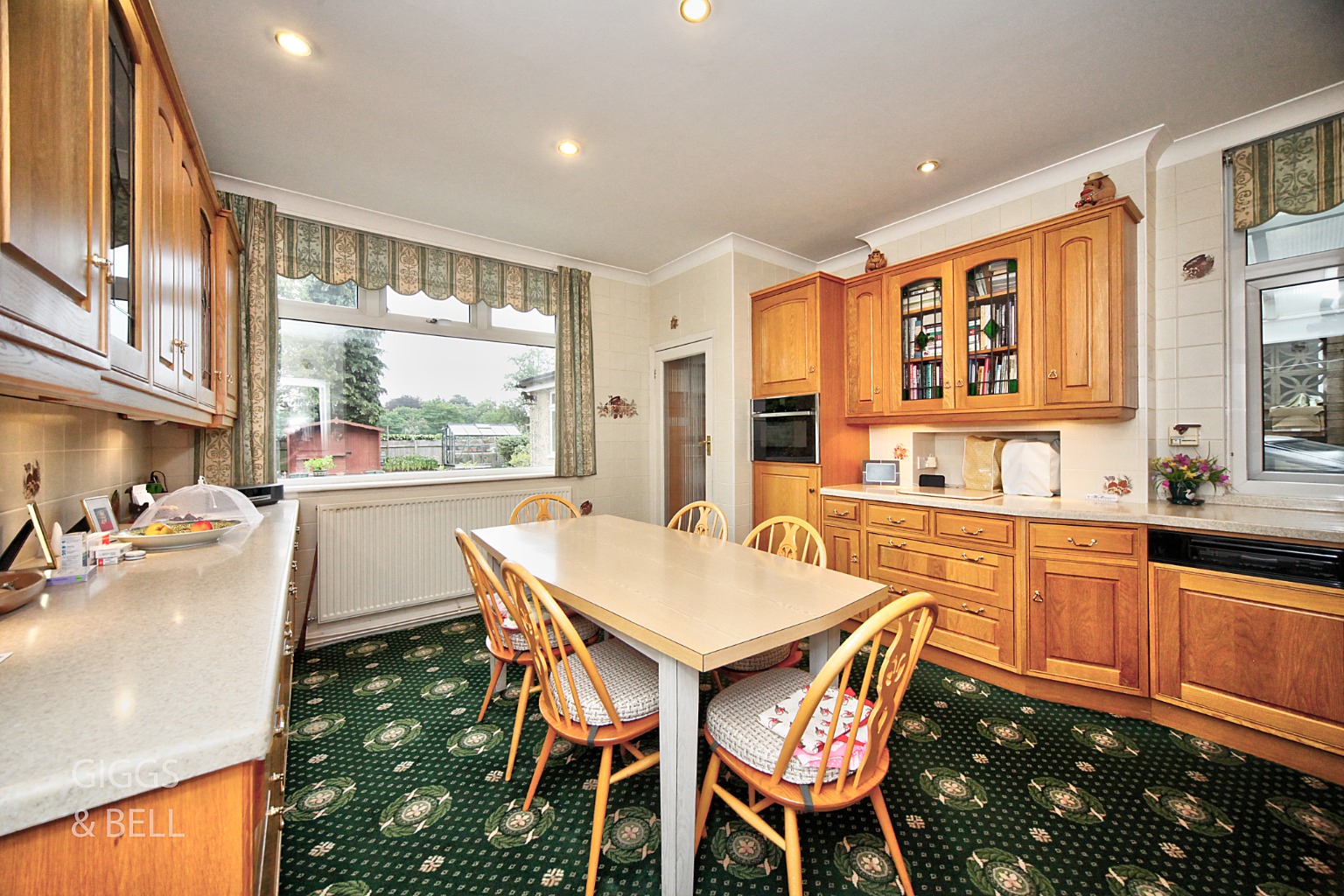 4 bed detached house for sale in Tennyson Road, Luton  - Property Image 8