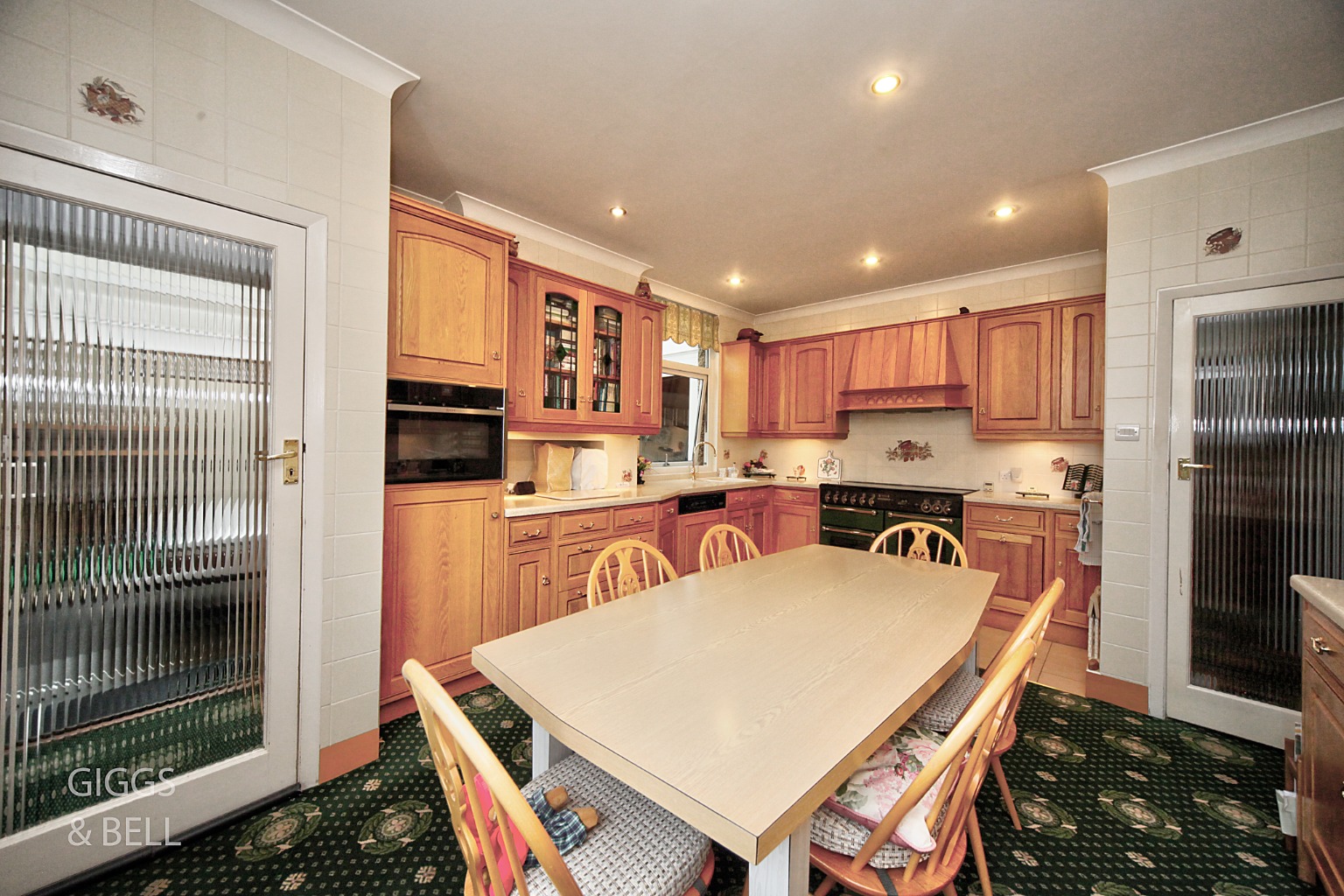 4 bed detached house for sale in Tennyson Road, Luton 9