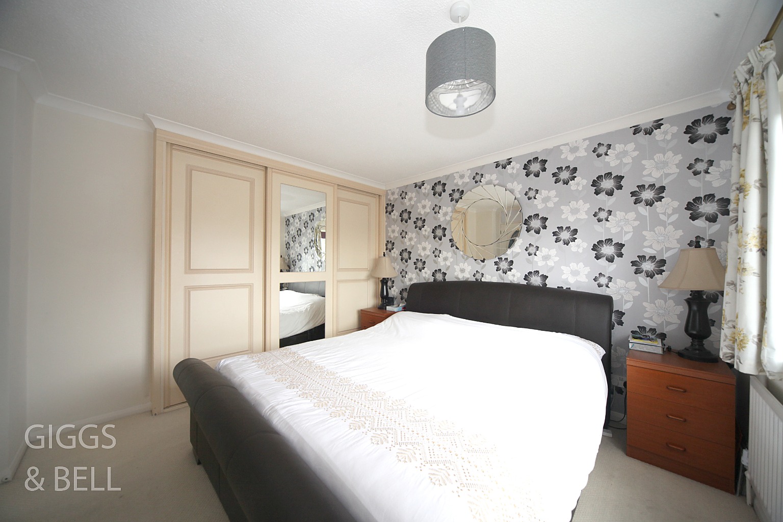 4 bed detached house for sale in Claydown Way, Luton 11