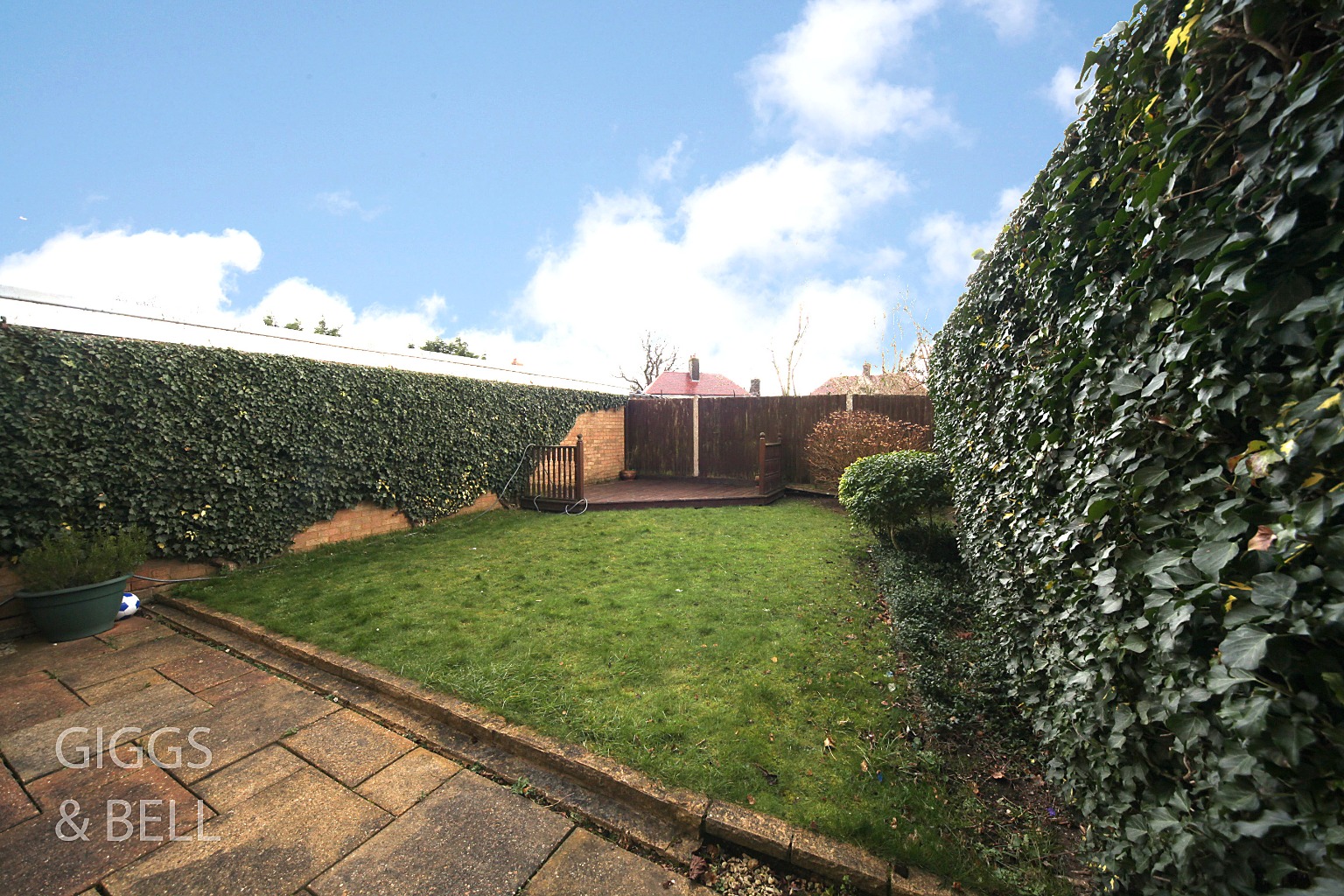 4 bed detached house for sale in Claydown Way, Luton  - Property Image 21