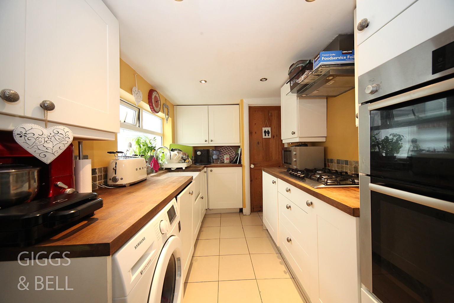 3 bed semi-detached house for sale in Summer Street, Luton  - Property Image 7