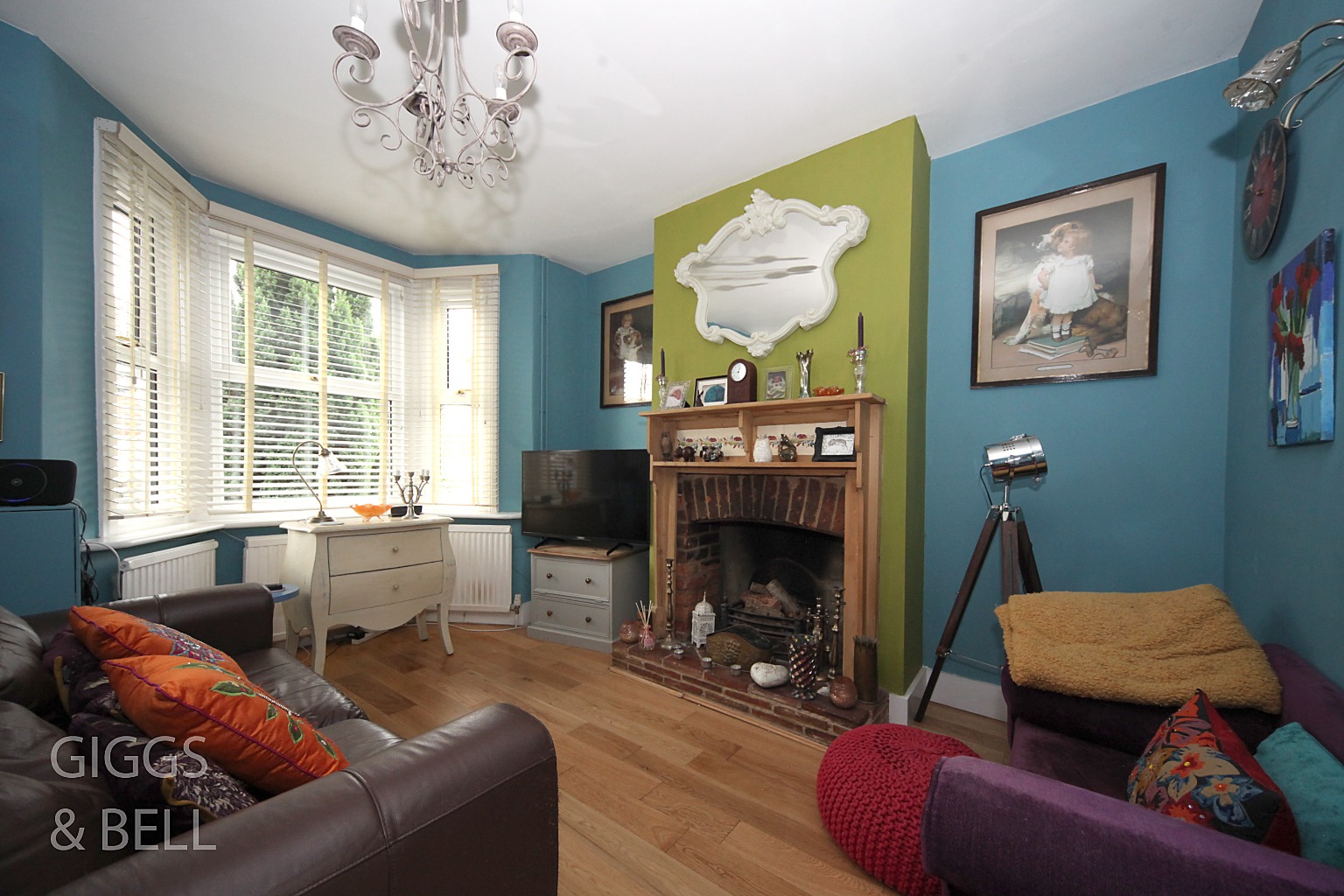 3 bed semi-detached house for sale in Summer Street, Luton  - Property Image 2