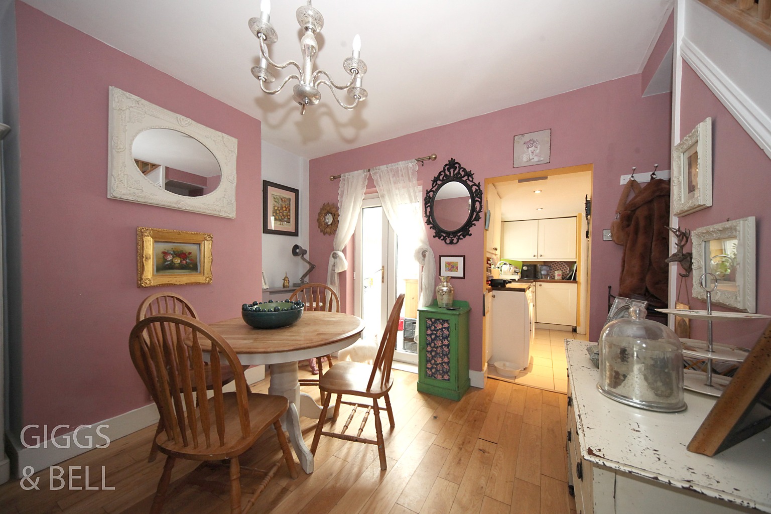 3 bed semi-detached house for sale in Summer Street, Luton  - Property Image 4