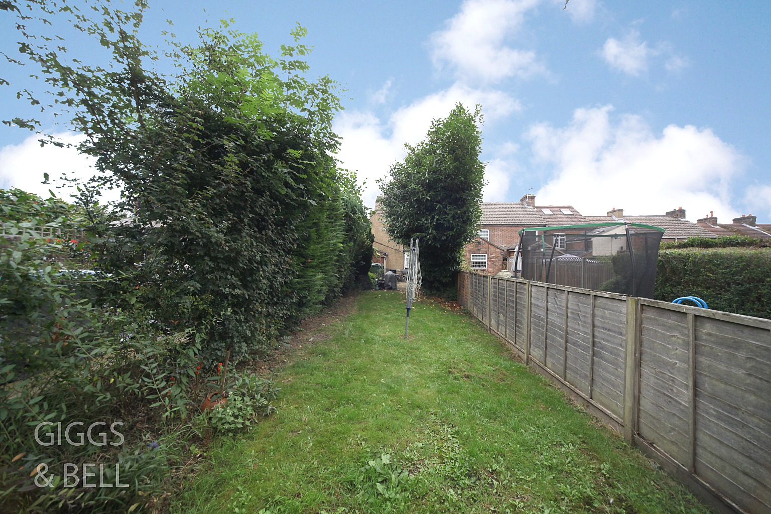 3 bed semi-detached house for sale in Summer Street, Luton 15