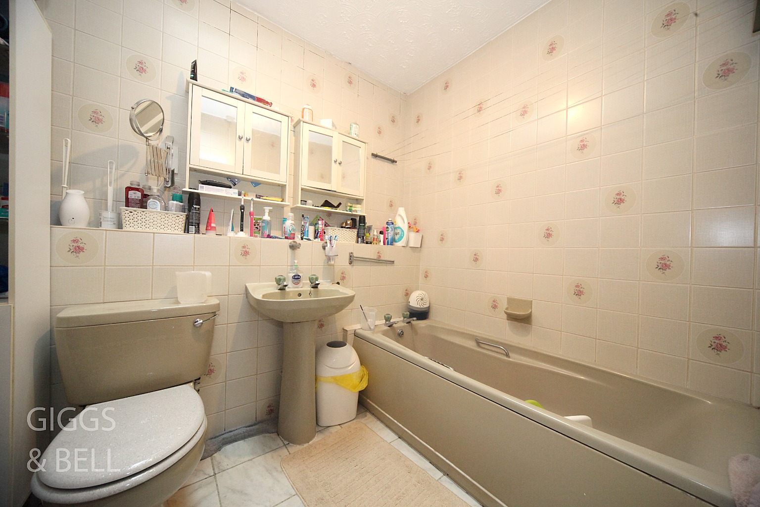 3 bed detached bungalow for sale in Abigail Close, Luton 12