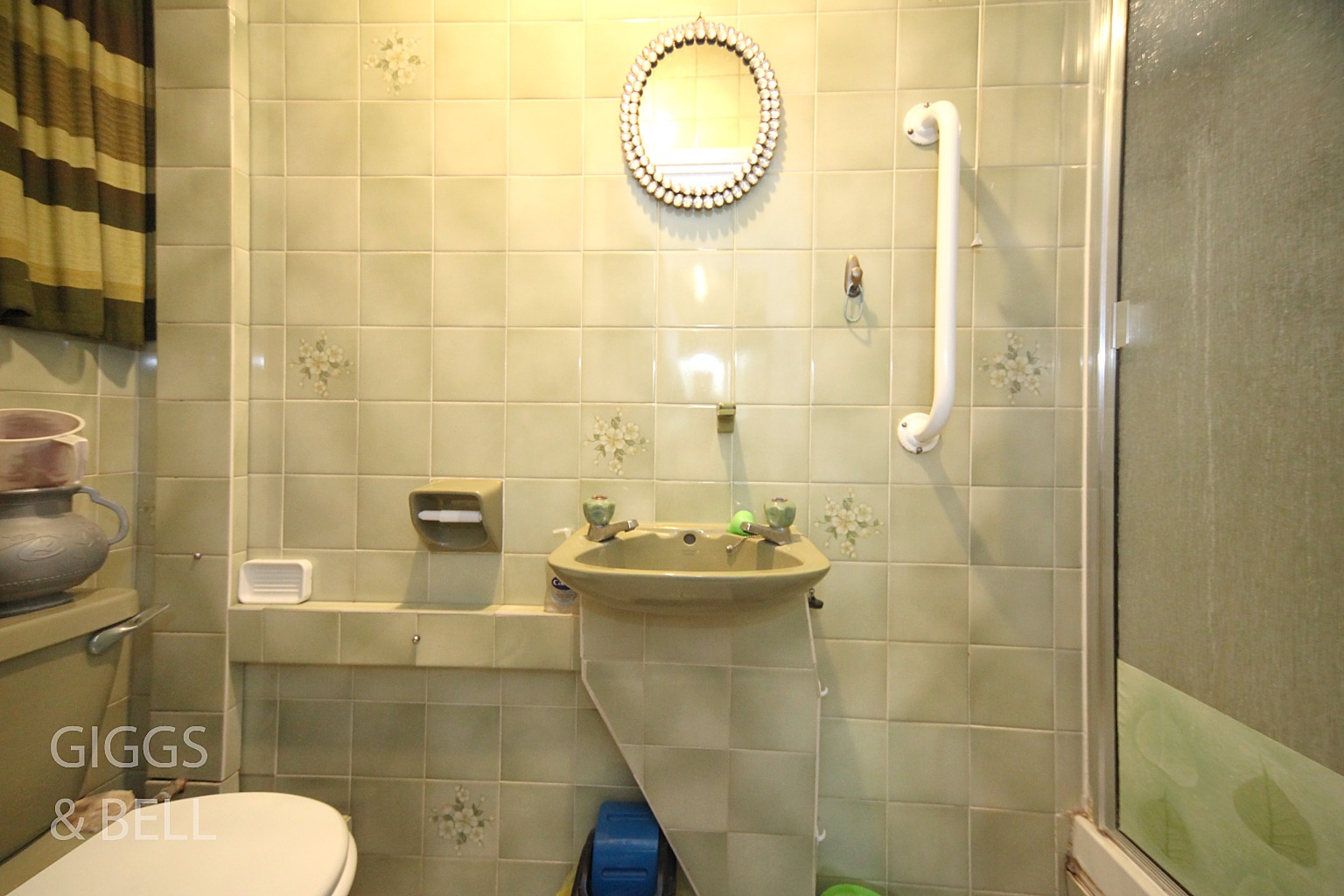 3 bed detached bungalow for sale in Abigail Close, Luton 11