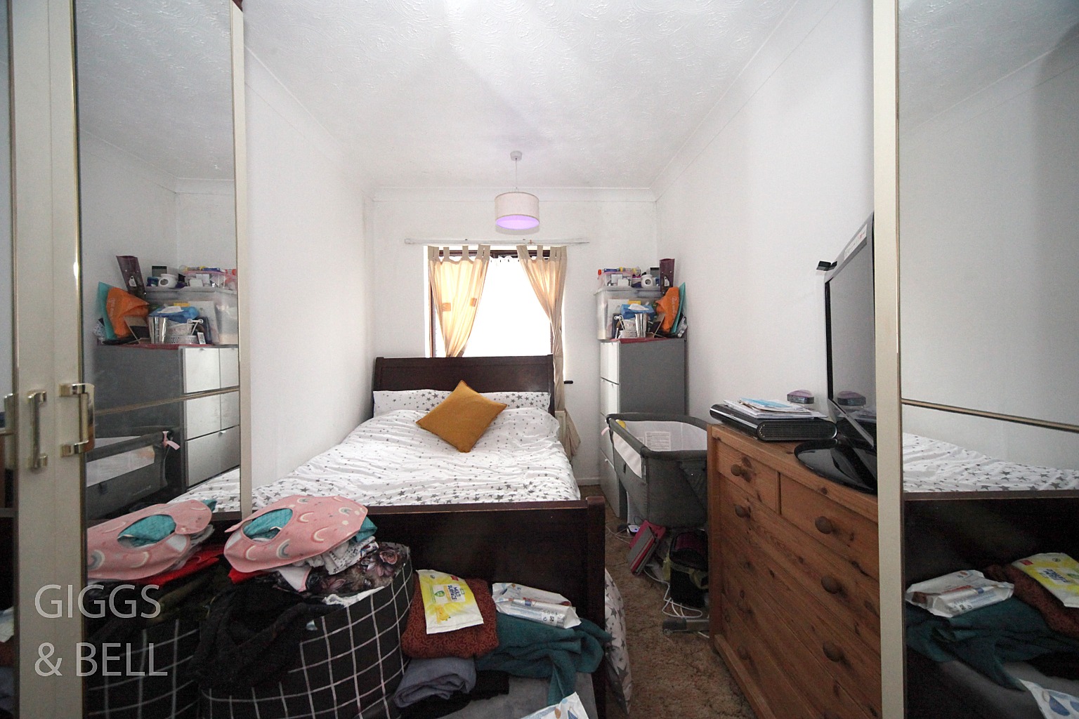 3 bed detached bungalow for sale in Abigail Close, Luton  - Property Image 10