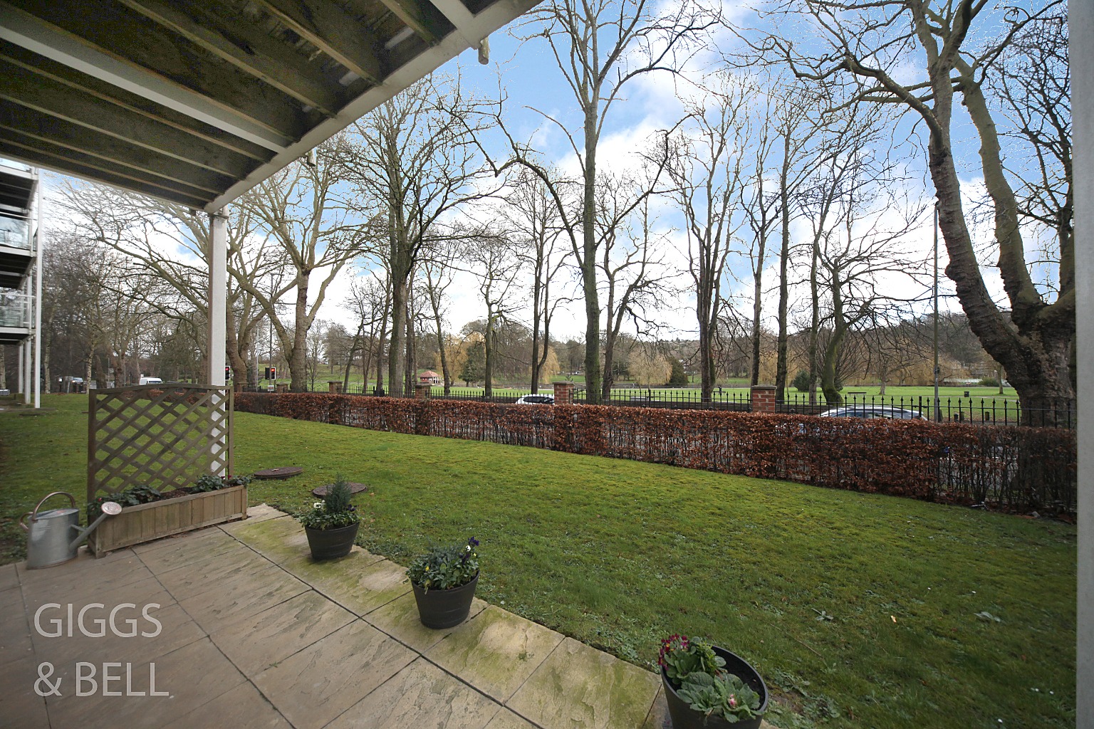 2 bed flat for sale in Primrose Close, Luton 11