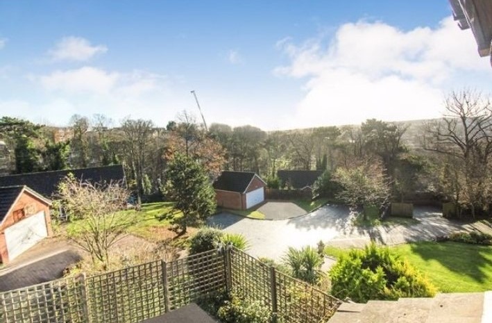 5 bed detached house for sale in Hart Hill Lane, Luton 22