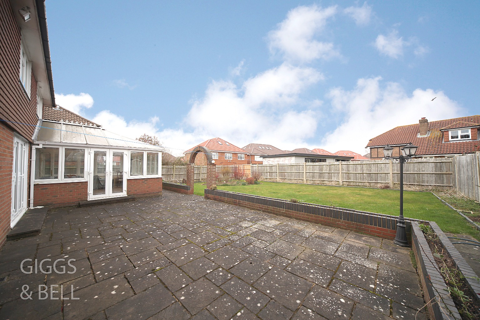 5 bed detached house for sale in Sunset Drive, Luton 27