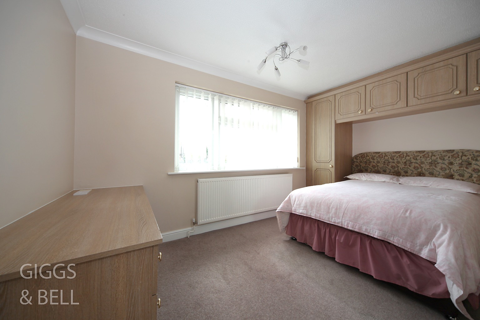 5 bed detached house for sale in Sunset Drive, Luton  - Property Image 22